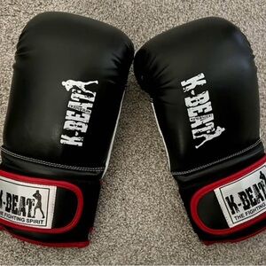 K-Beat Black Boxing Gloves